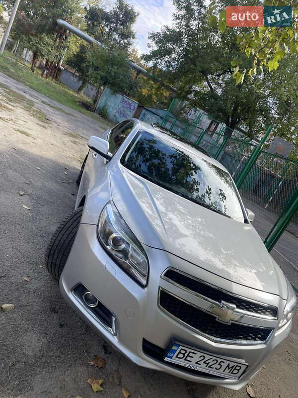 Седан Chevrolet Malibu 2012 в Миколаєві