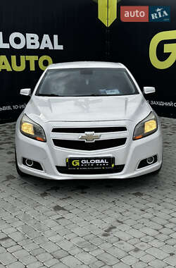 Седан Chevrolet Malibu 2015 в Львові