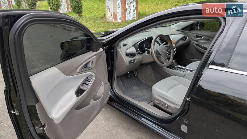 Седан Chevrolet Malibu 2016 в Хмельницком