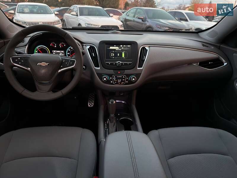 Седан Chevrolet Malibu 2016 в Харкові