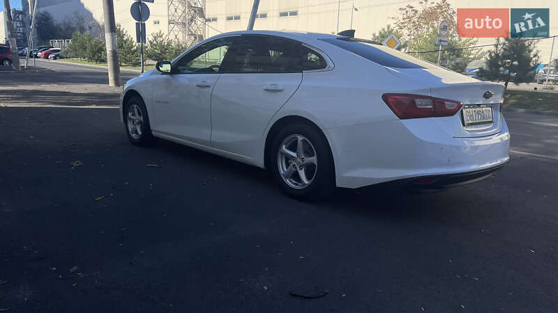Седан Chevrolet Malibu 2016 в Одесі