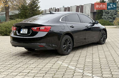 Седан Chevrolet Malibu 2018 в Павлограде