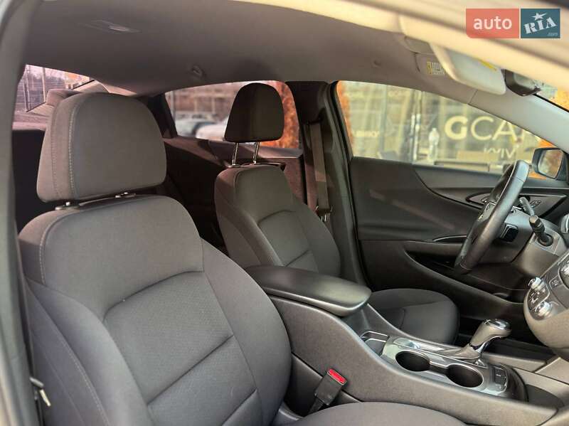 Седан Chevrolet Malibu 2020 в Киеве