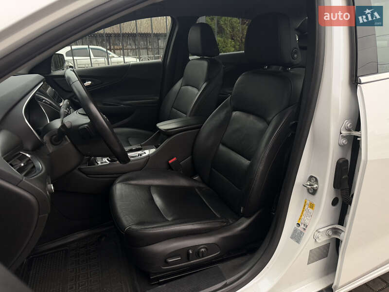 Седан Chevrolet Malibu 2016 в Києві