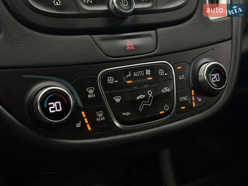 Седан Chevrolet Malibu 2016 в Києві