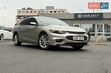 Седан Chevrolet Malibu 2016 в Киеве