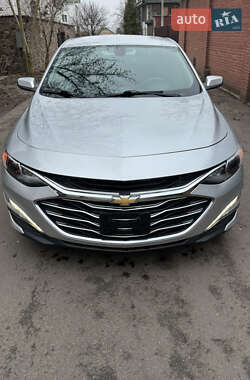 Седан Chevrolet Malibu 2020 в Киеве