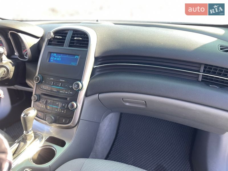 Седан Chevrolet Malibu 2014 в Софиевской Борщаговке