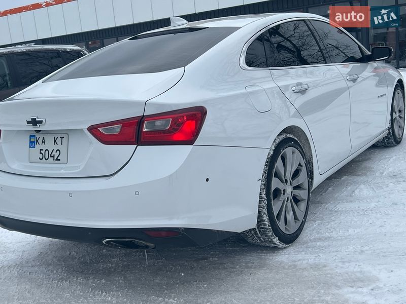 Седан Chevrolet Malibu 2017 в Киеве