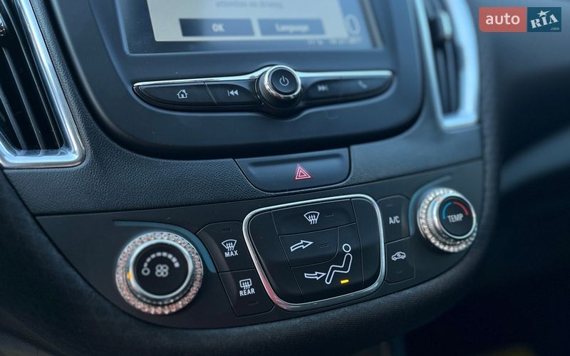 Седан Chevrolet Malibu 2017 в Коломые