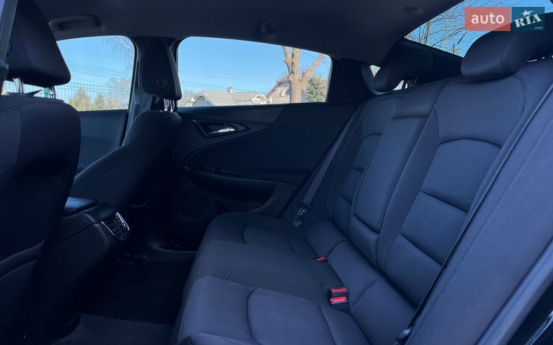 Седан Chevrolet Malibu 2017 в Коломые