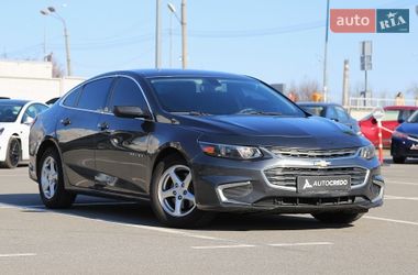 Седан Chevrolet Malibu 2017 в Киеве