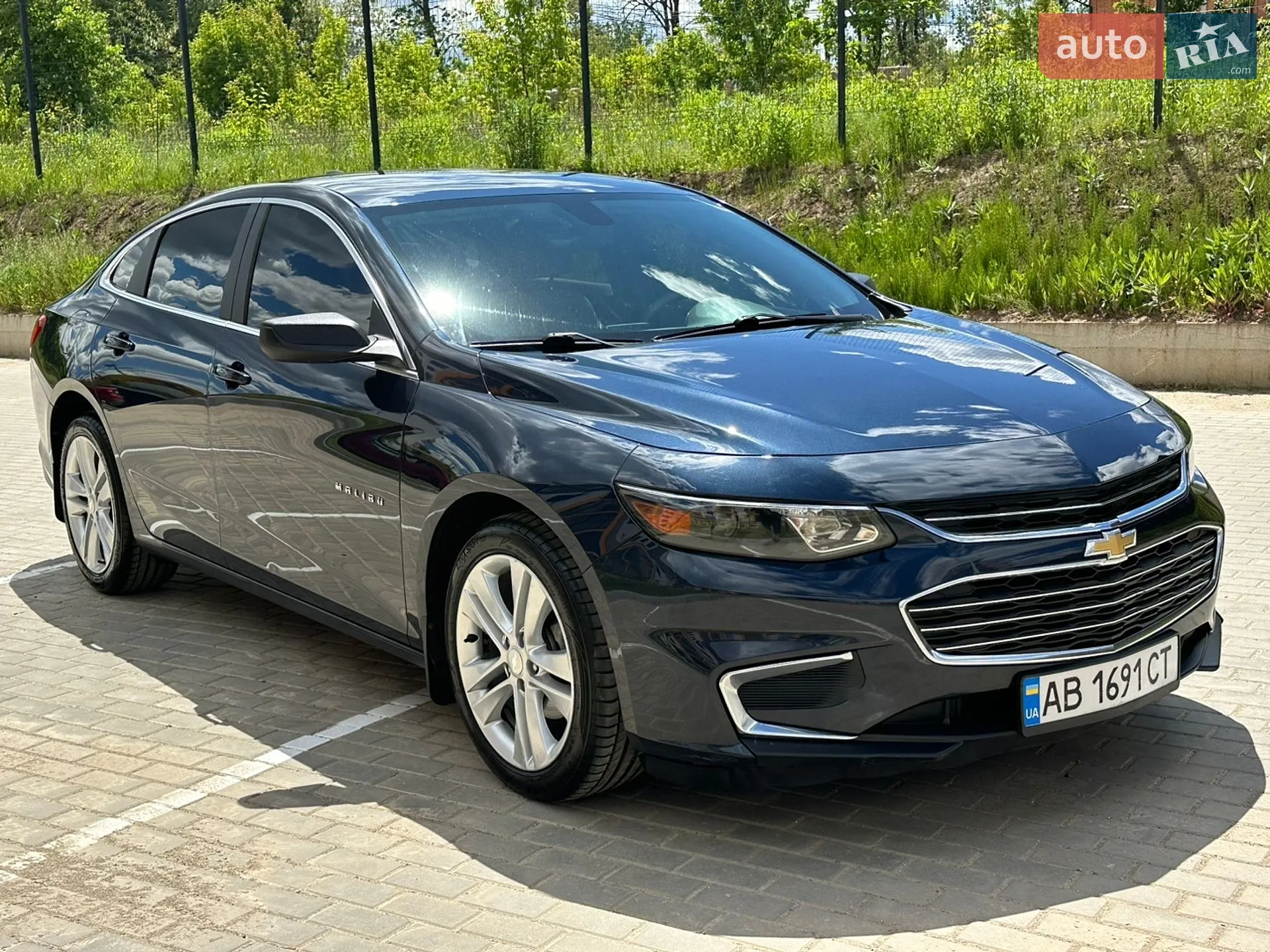 2016 Chevrolet Malibu - мініатюра 2