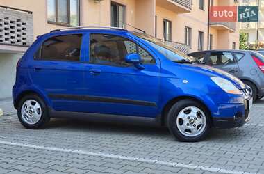 Хэтчбек Chevrolet Matiz 2009 в 