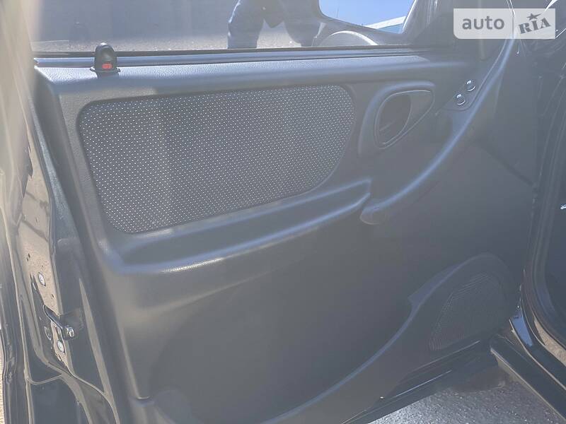 Позашляховик / Кросовер Chevrolet Niva 2015 в Черкасах