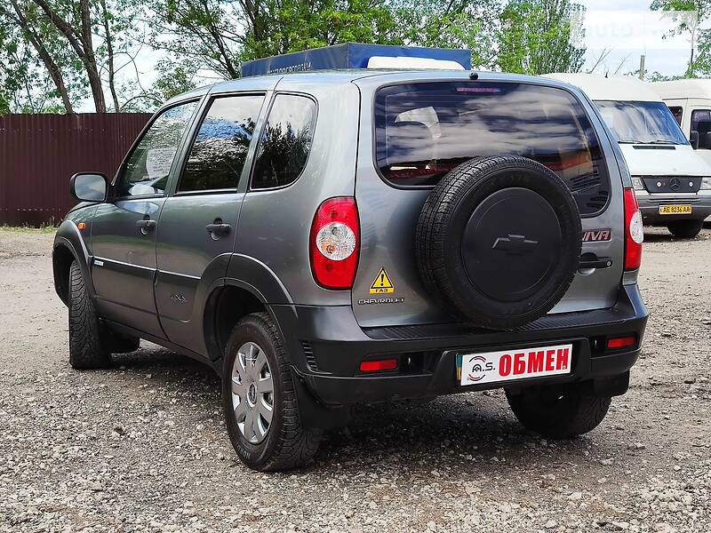 Позашляховик / Кросовер Chevrolet Niva 2012 в Кривому Розі фото 5 Позашляховик / Кросовер Chevrolet Niva 2012 в Кривому Розі