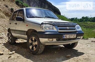 Внедорожник / Кроссовер Chevrolet Niva 2006 в Кривом Роге