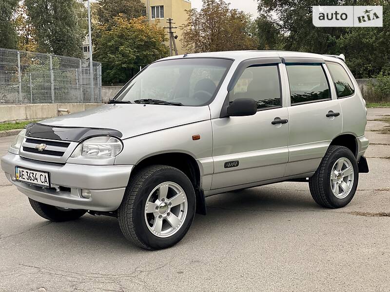 Внедорожник / Кроссовер Chevrolet Niva 2007 в Днепре