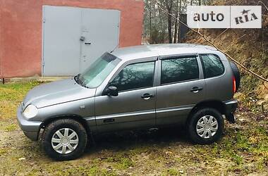 Внедорожник / Кроссовер Chevrolet Niva 2006 в 