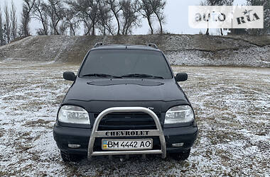 Внедорожник / Кроссовер Chevrolet Niva 2008 в Тростянце