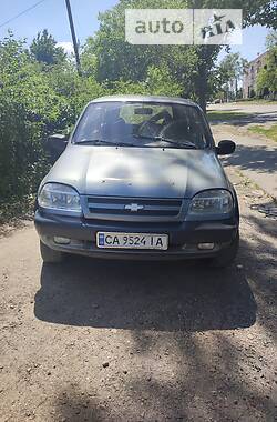 Внедорожник / Кроссовер Chevrolet Niva 2007 в Тальном