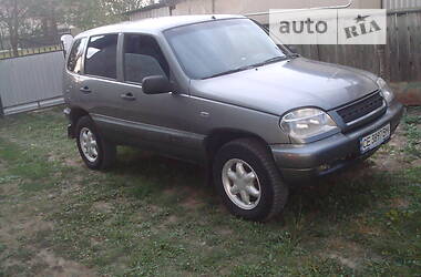 Внедорожник / Кроссовер Chevrolet Niva 2004 в Черновцах