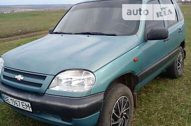 Внедорожник / Кроссовер Chevrolet Niva 2006 в 