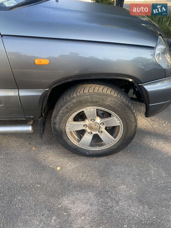 Позашляховик / Кросовер Chevrolet Niva 2005 в Хмельницькому фото 5 Позашляховик / Кросовер Chevrolet Niva 2005 в Хмельницькому