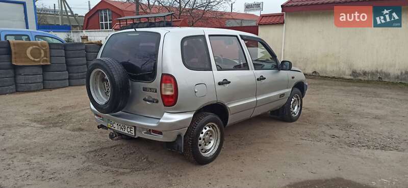 Внедорожник / Кроссовер Chevrolet Niva 2004 в Львове