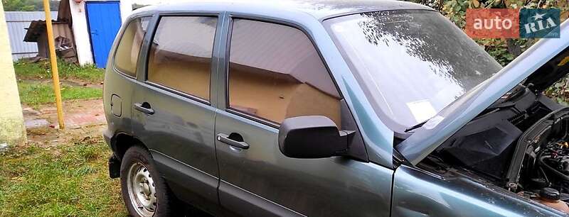 Внедорожник / Кроссовер Chevrolet Niva 2008 в Чернигове фото 4 Внедорожник / Кроссовер Chevrolet Niva 2008 в Чернигове