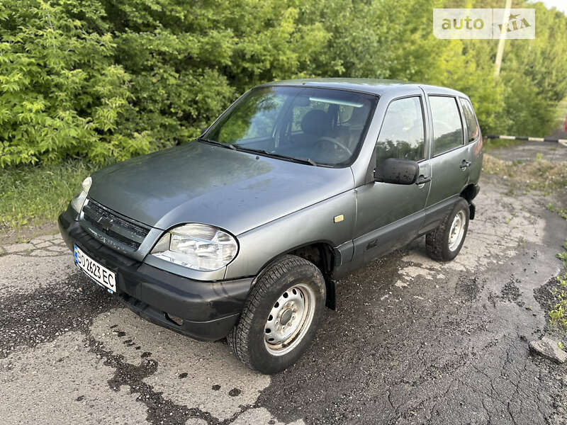 Chevrolet Niva 2008