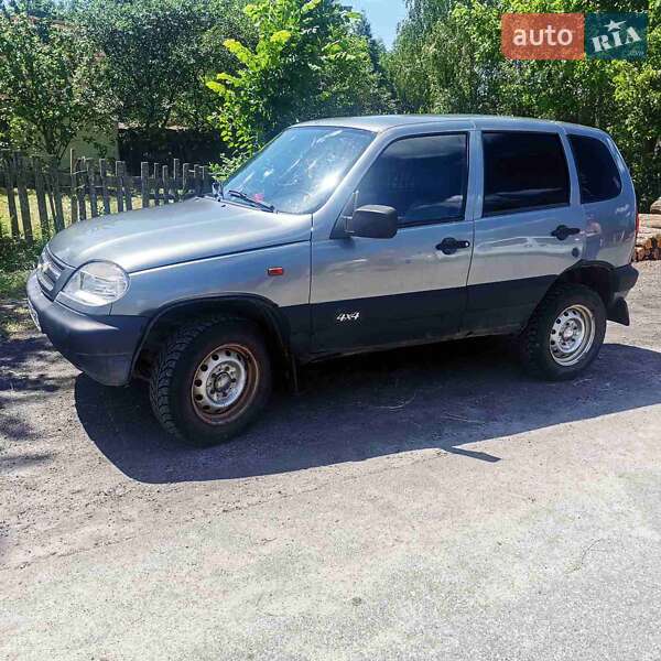 Позашляховик / Кросовер Chevrolet Niva 2007 в Баранівці