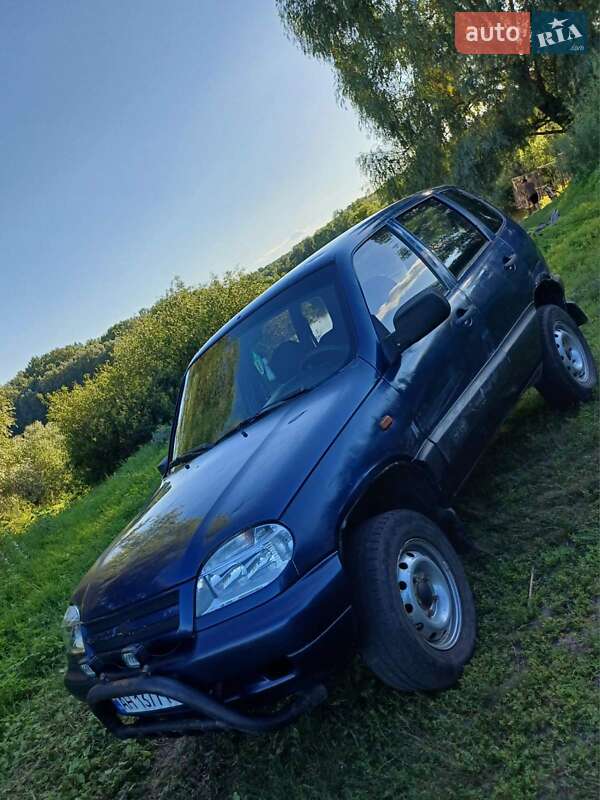Внедорожник / Кроссовер Chevrolet Niva 2007 в Чернигове