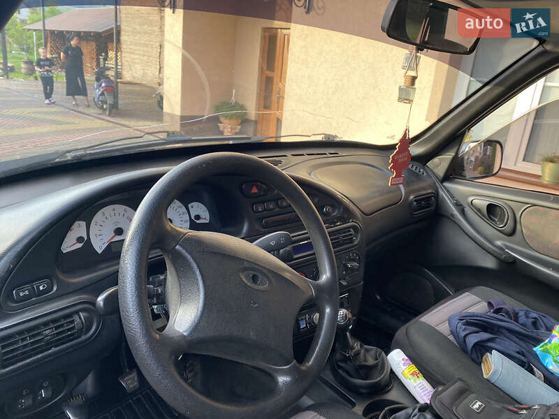 Позашляховик / Кросовер Chevrolet Niva 2006 в Тячеві