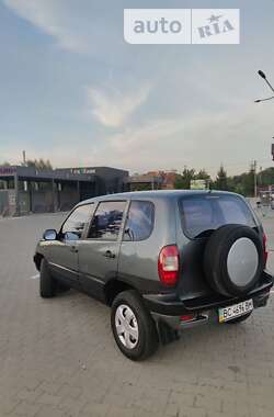 Позашляховик / Кросовер Chevrolet Niva 2005 в Львові