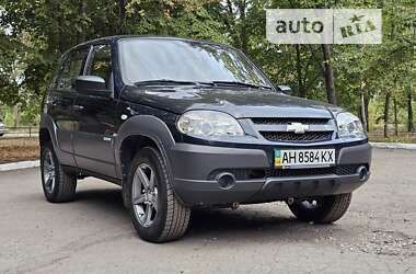 Внедорожник / Кроссовер Chevrolet Niva 2012 в Новомосковске