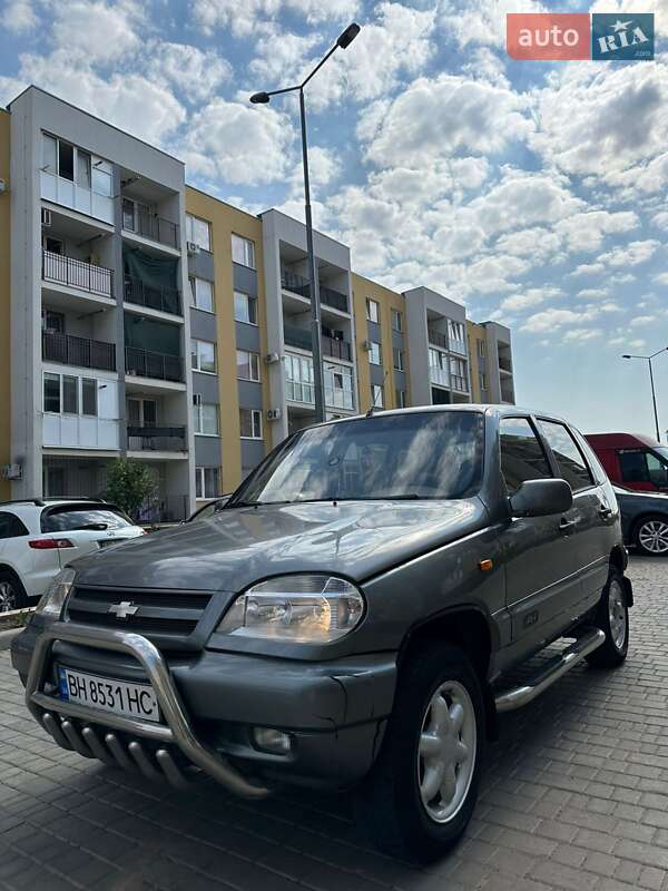 Позашляховик / Кросовер Chevrolet Niva 2005 в Одесі
