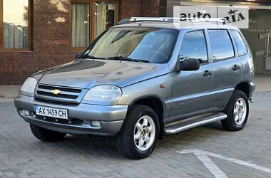 Внедорожник / Кроссовер Chevrolet Niva 2006 в Харькове