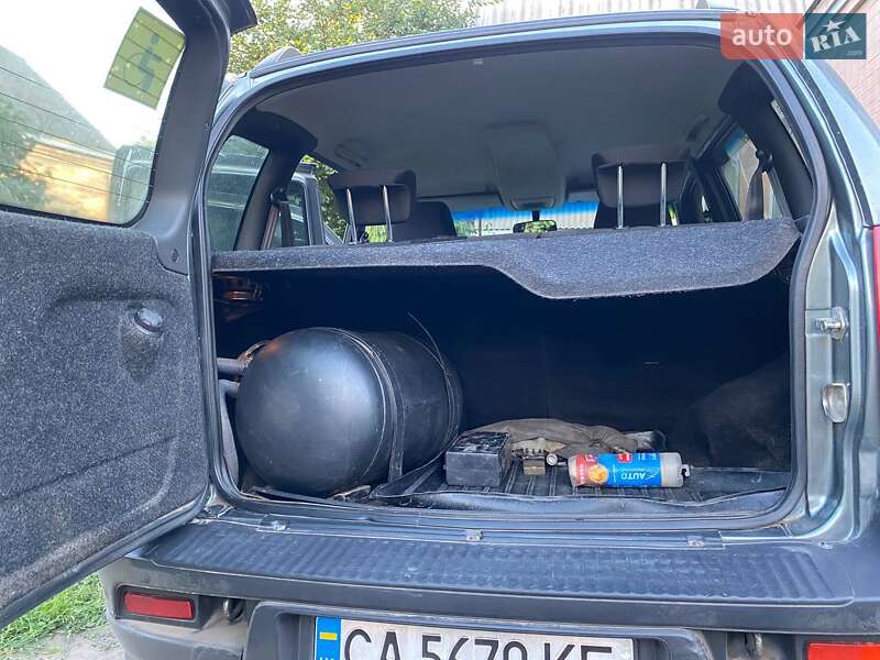 Внедорожник / Кроссовер Chevrolet Niva 2016 в Городище