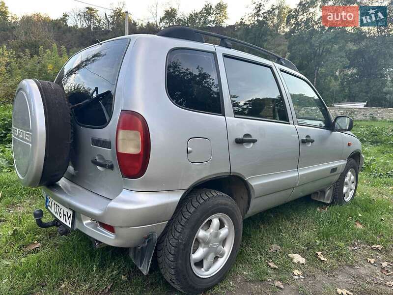 Внедорожник / Кроссовер Chevrolet Niva 2006 в Каменец-Подольском