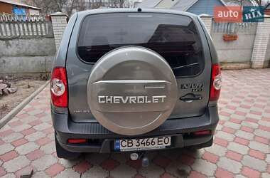 Позашляховик / Кросовер Chevrolet Niva 2013 в Прилуках