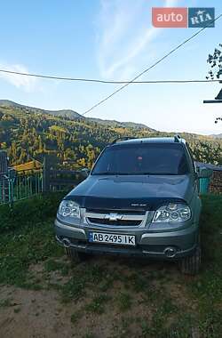 Позашляховик / Кросовер Chevrolet Niva 2010 в Верховині