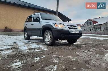 Позашляховик / Кросовер Chevrolet Niva 2011 в Тернополі