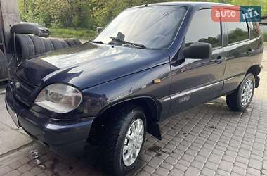 Позашляховик / Кросовер Chevrolet Niva 2005 в Тячеві