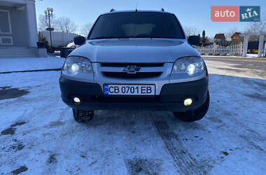 Позашляховик / Кросовер Chevrolet Niva 2011 в Козелеці