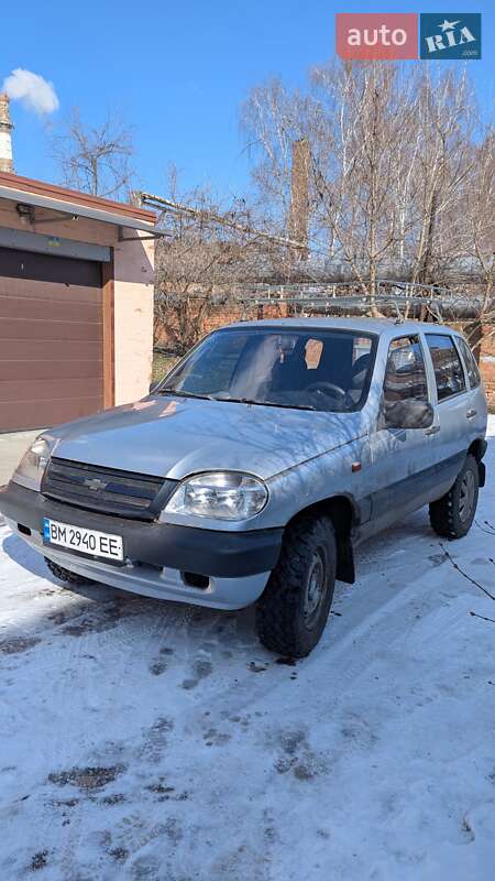 Внедорожник / Кроссовер Chevrolet Niva 2004 в Александрие