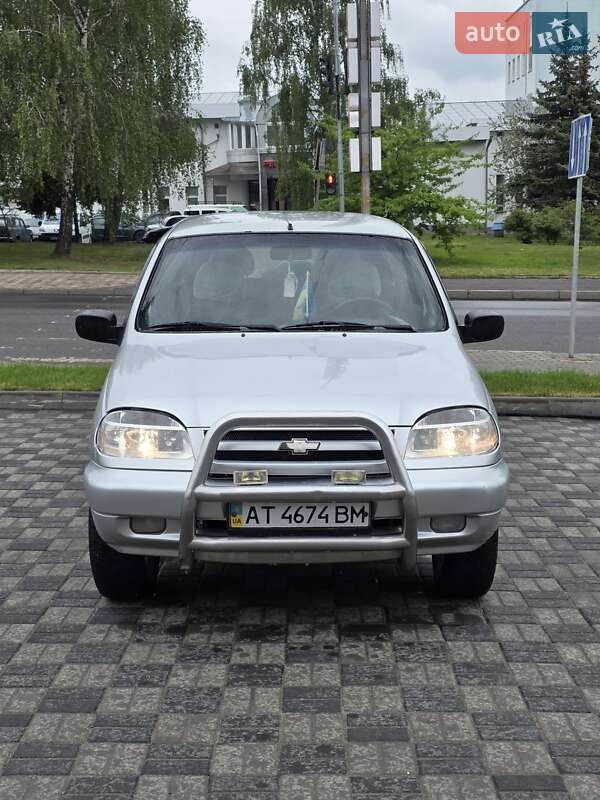 Позашляховик / Кросовер Chevrolet Niva 2007 в Хмельницькому