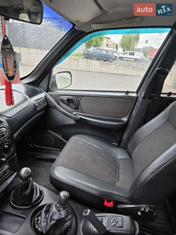 Позашляховик / Кросовер Chevrolet Niva 2007 в Хмельницькому