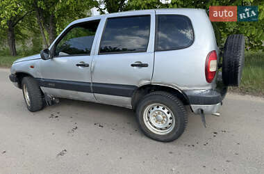 Позашляховик / Кросовер Chevrolet Niva 2007 в 