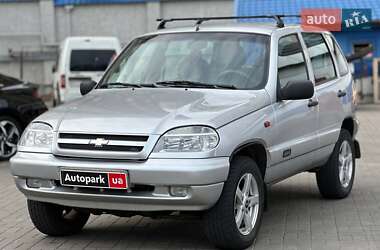 Позашляховик / Кросовер Chevrolet Niva 2007 в 
